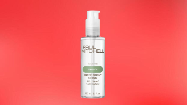 The Paul Mitchell Super Skinny Serum Makes Any Style Look Polished—Review